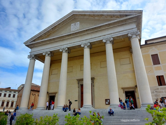 Cose da vedere a Treviso in un giorno. Il Duomo. Cattedrale di  San Pietro Apostolo.