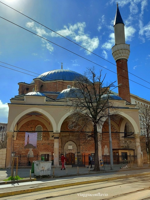 Cosa vedere a Sofia: Moschea Banya Bashi.