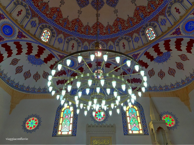 Cosa vedere a Sofia: Moschea Banya Bashi.
